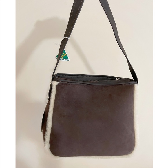 New* Bush UGG genuine leather crossbody bag - Picture 3 of 5